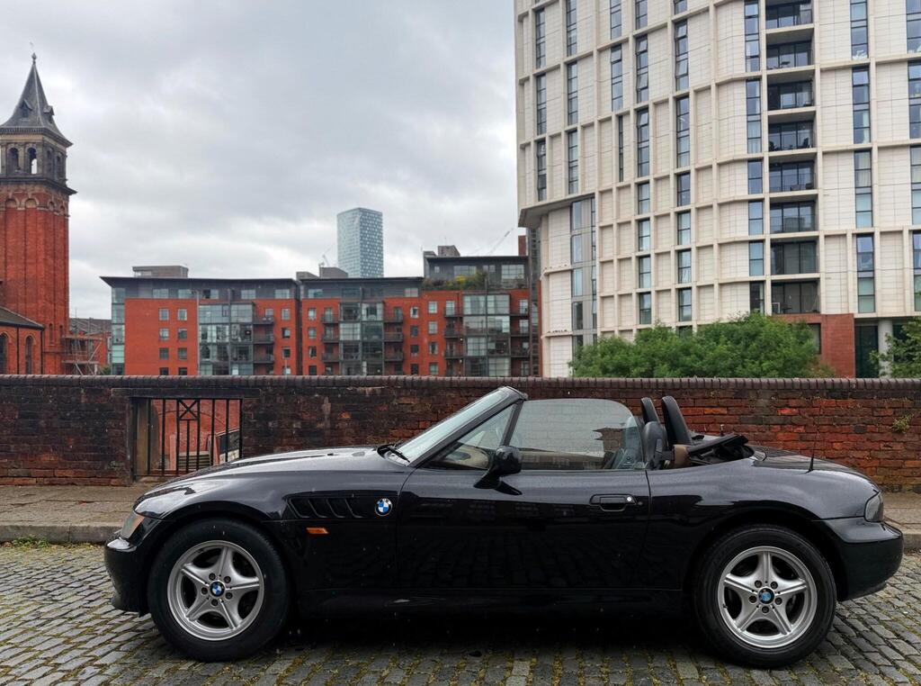 Bmw Z3 1.9L Black Convertible Young Classic