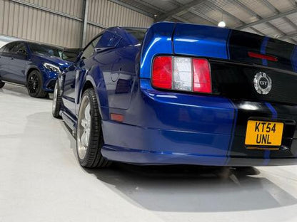 Ford Mustang GT 2004 4.6 v8 Cervini kit