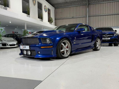 Ford Mustang GT 2004 4.6 v8 Cervini kit