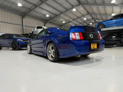 Ford Mustang GT 2004 4.6 v8 Cervini kit