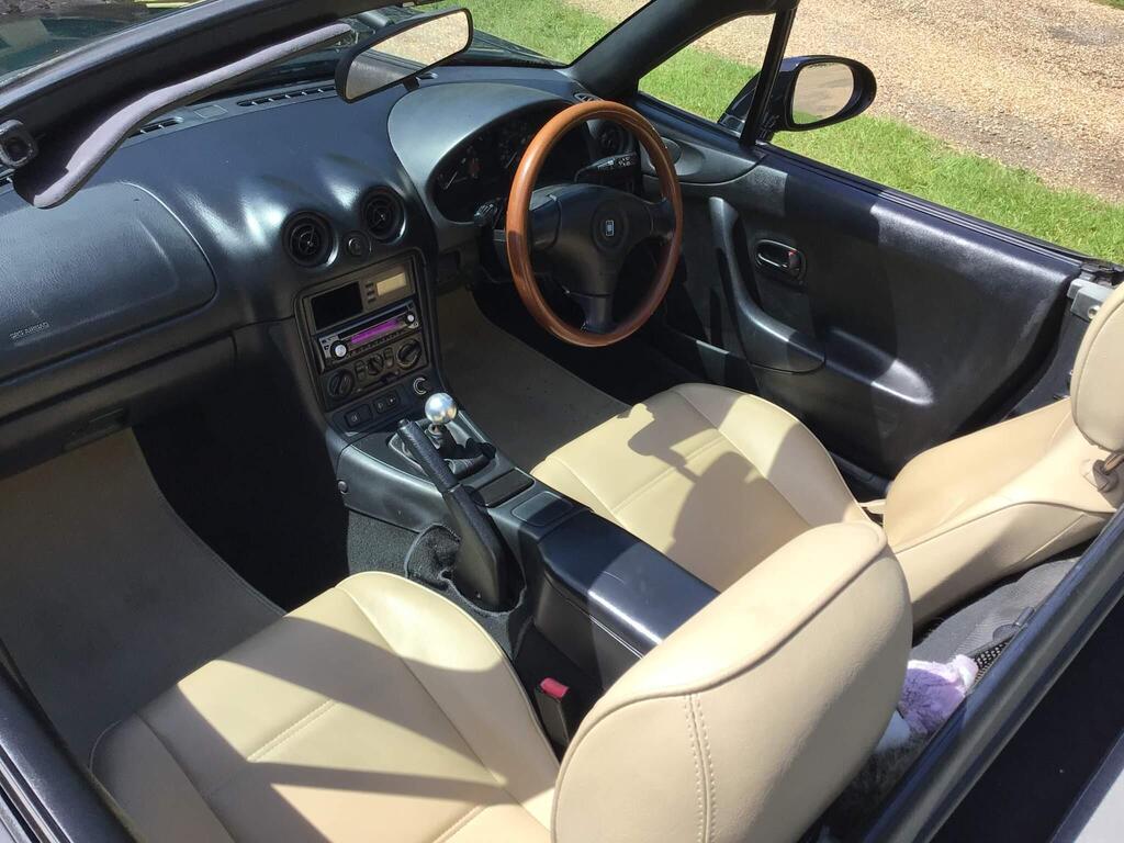 Bmw Z3 1.9L Black Convertible Young Classic
