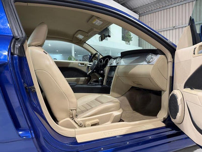 Ford Mustang GT 2004 4.6 v8 Cervini kit