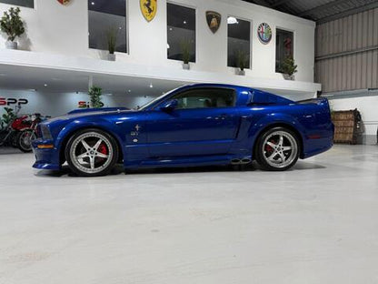 Ford Mustang GT 2004 4.6 v8 Cervini kit